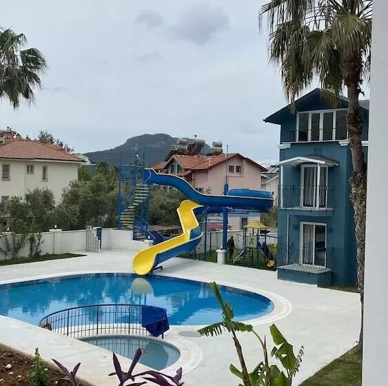 Blue Pearl Hotel& Villas