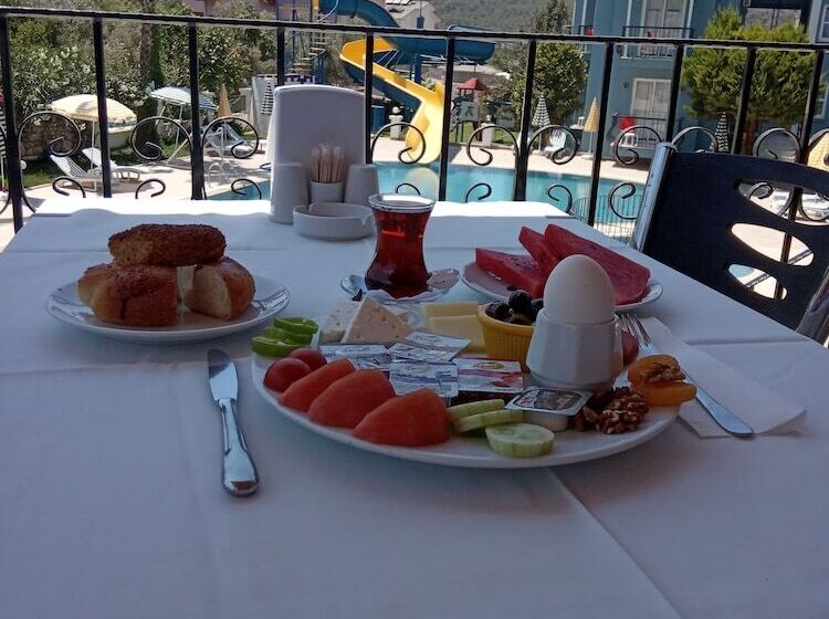 Blue Pearl Hotel& Villas