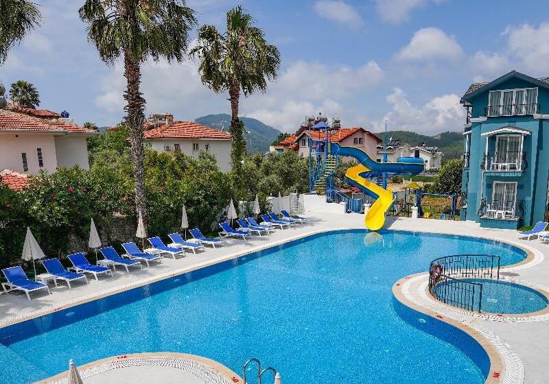 Blue Pearl Hotel& Villas