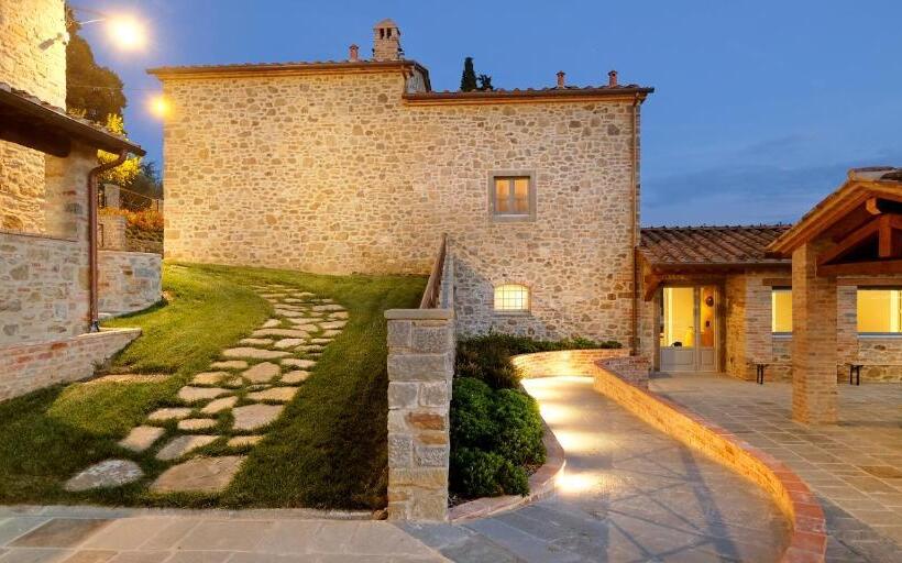 هتل Chimera Tuscany Resort