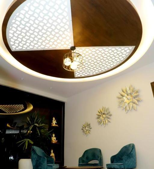 酒店 Ddsuites Agra