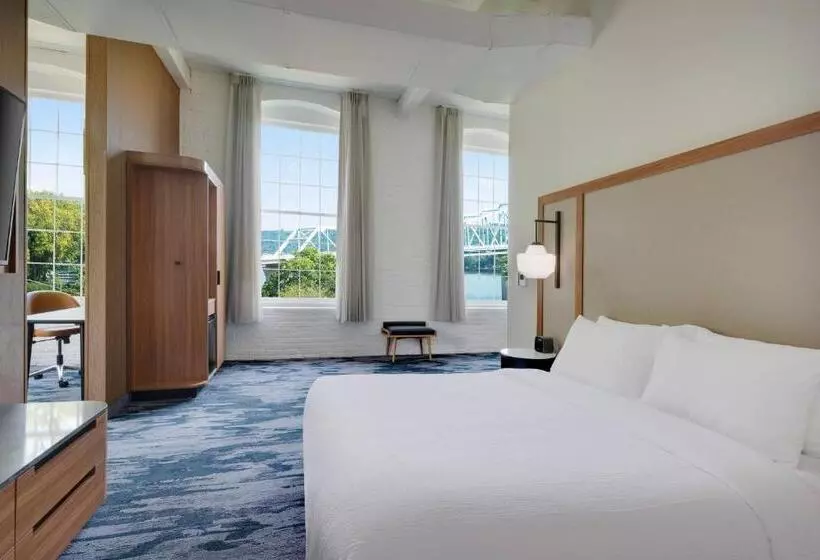 Hotelli Fairfield Inn & Suites Madison Historic Eagle Cotton Mill