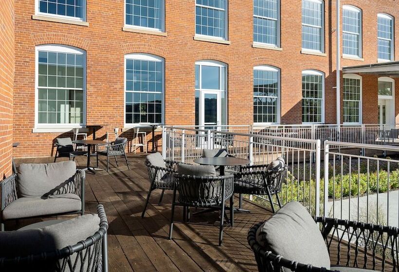 酒店 Fairfield Inn & Suites Madison Historic Eagle Cotton Mill