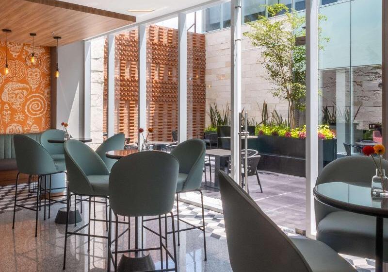 בית מלון כפרי Hampton By Hilton Aguascalientes Downtown