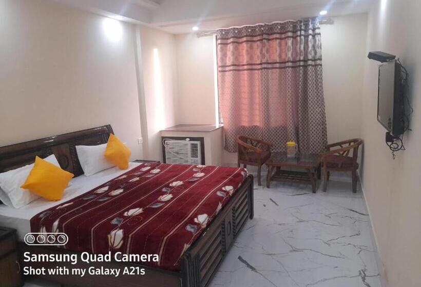 Hotell The Ganga Castle