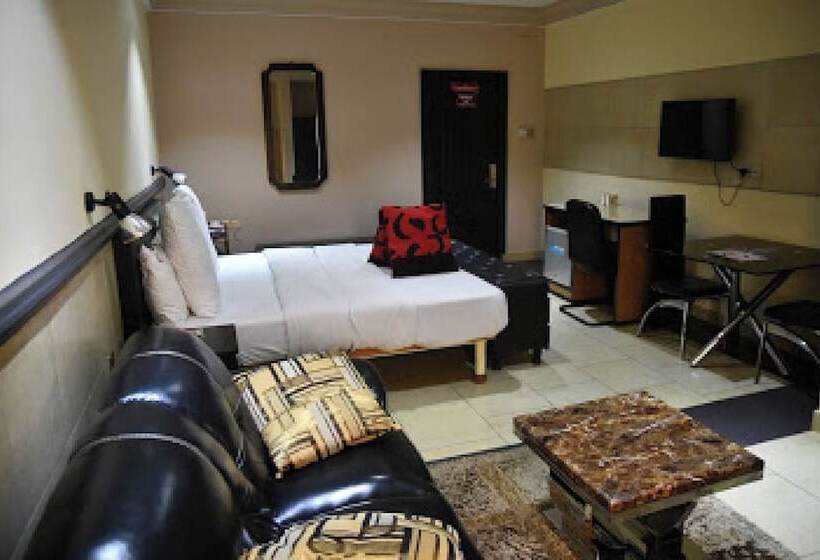 پانسیون Room In Lodge   Choice Gate Hotel Suitespresidential Suite For 6