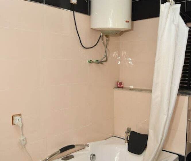 پانسیون Room In Lodge   Choice Gate Hotel Suitespresidential Suite For 6