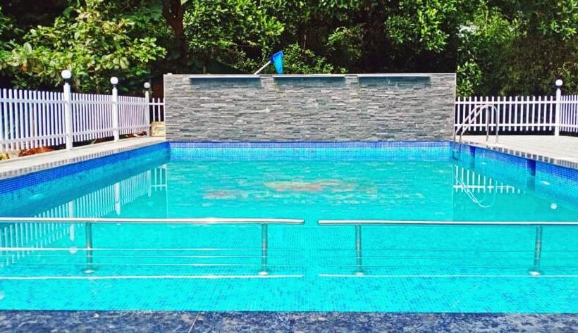 Lomakeskus Staymaker River Wood Residency