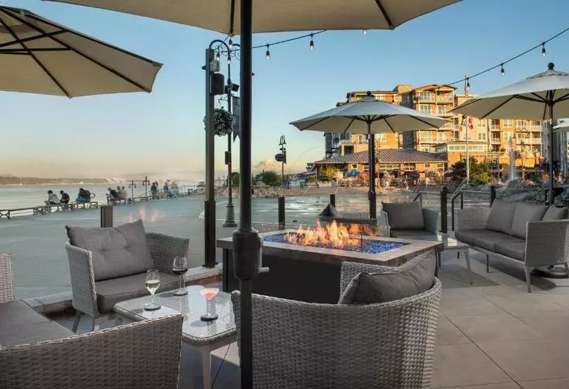 Silver Cloud Hotel Tacoma At Point Ruston Waterfront