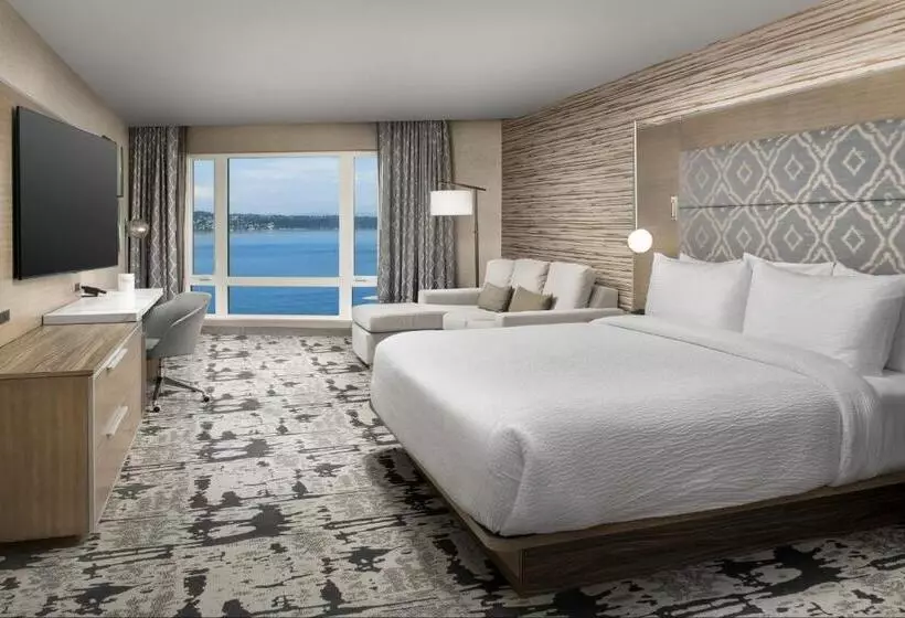 Silver Cloud Hotel Tacoma At Point Ruston Waterfront