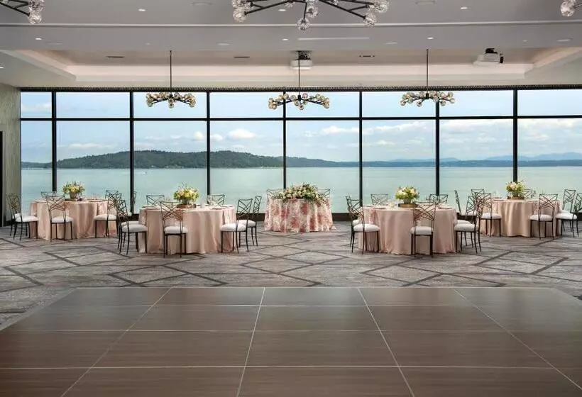 Silver Cloud Hotel Tacoma At Point Ruston Waterfront