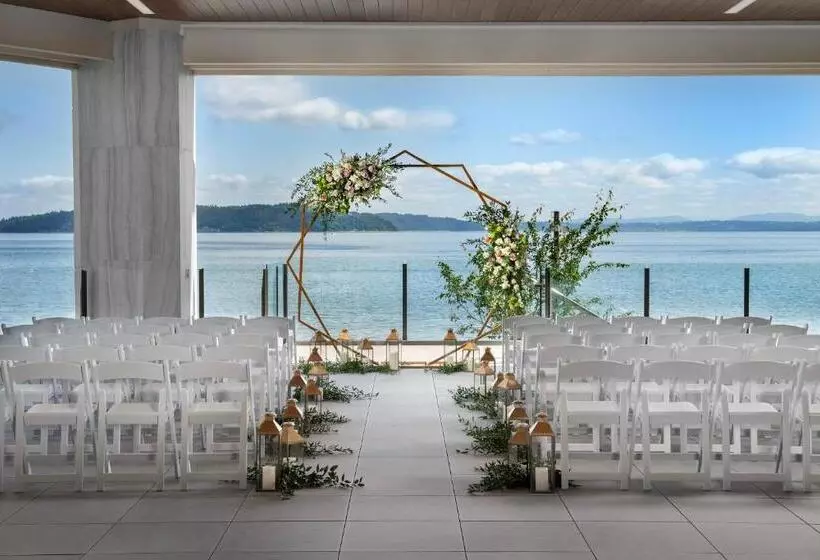 Silver Cloud Hotel Tacoma At Point Ruston Waterfront