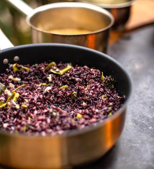 تختخواب و صبحانه La Maison D'aimé