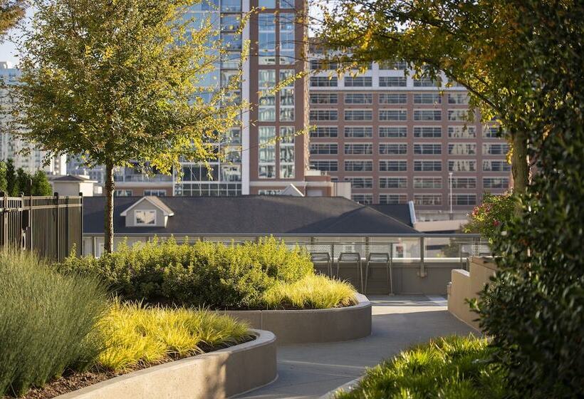 هتل Epicurean Atlanta, Autograph Collection