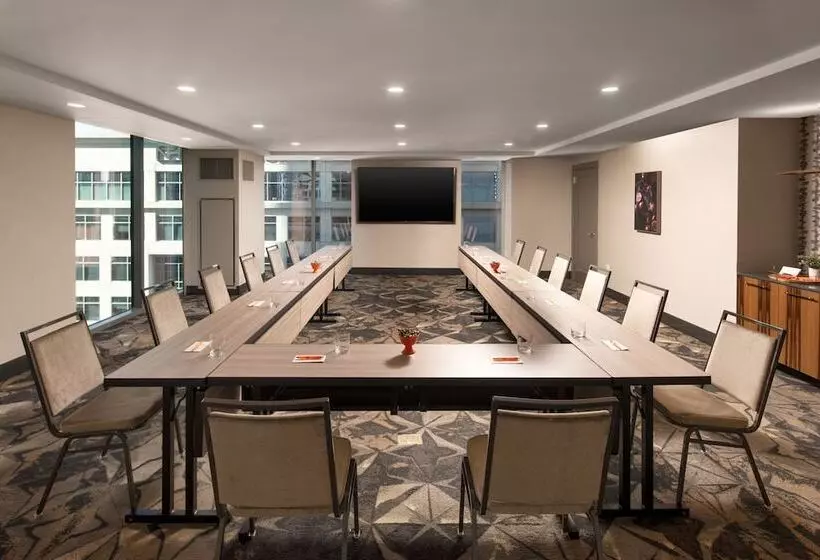 هتل Epicurean Atlanta, Autograph Collection