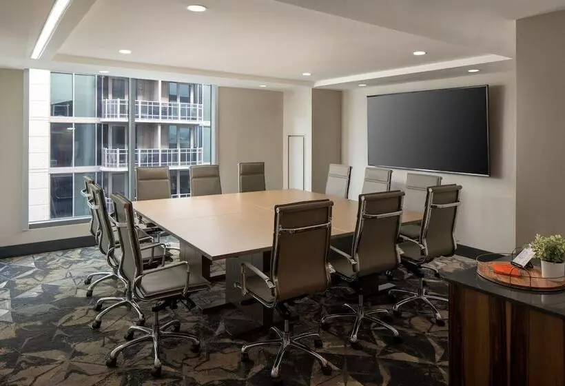 هتل Epicurean Atlanta, Autograph Collection