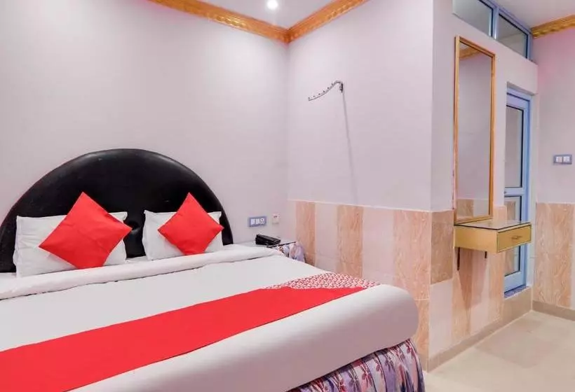 ホテル Oyo 78777  Uday Raj Palace