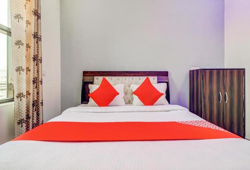 ホテル Oyo 79242 City Heart