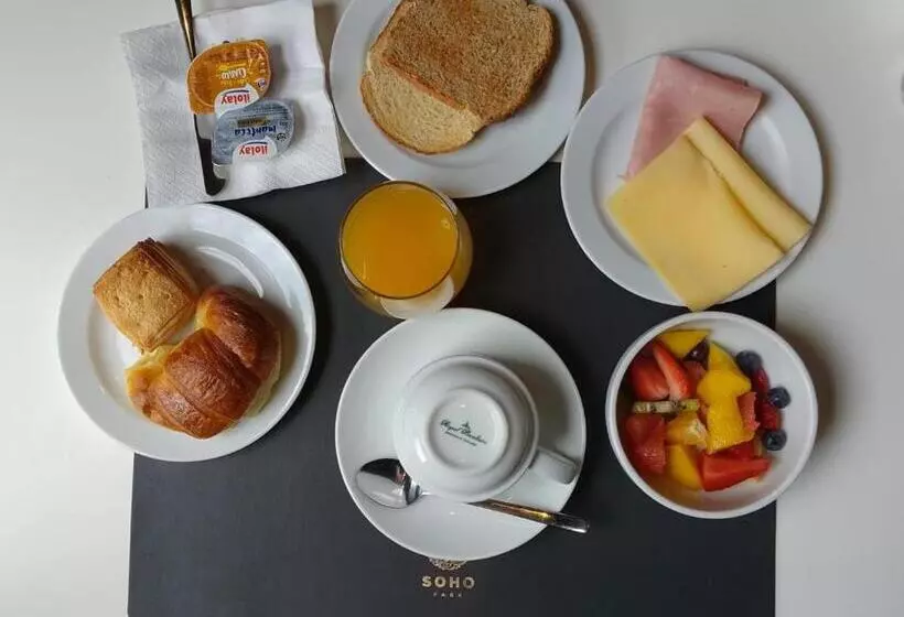 ホテル Soho Suites