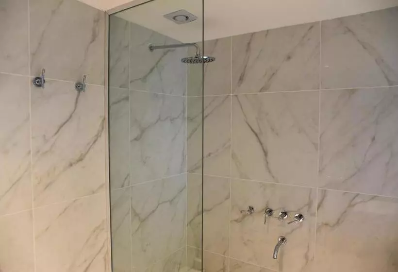 ホテル Soho Suites