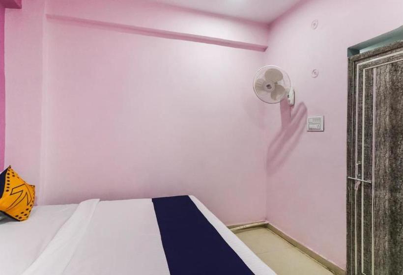 בית מלון כפרי Spot On 76263 A Haweli