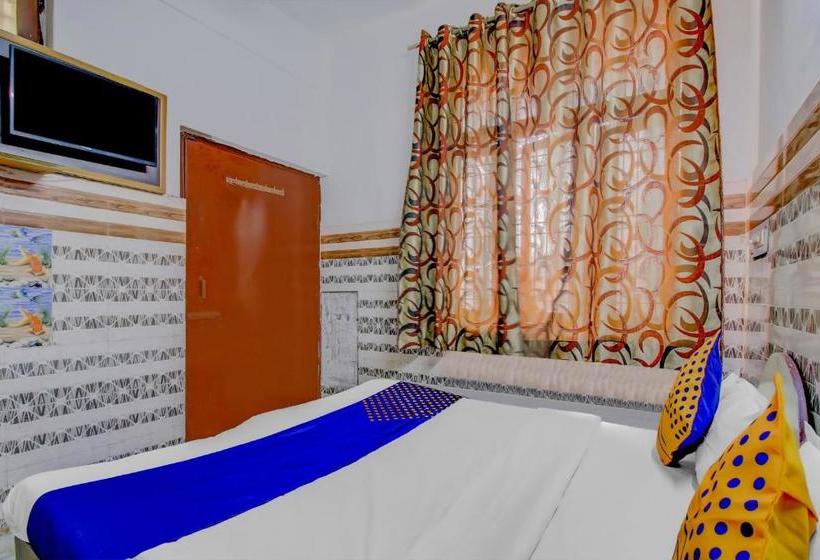 בית מלון כפרי Spot On Agr489  Relax