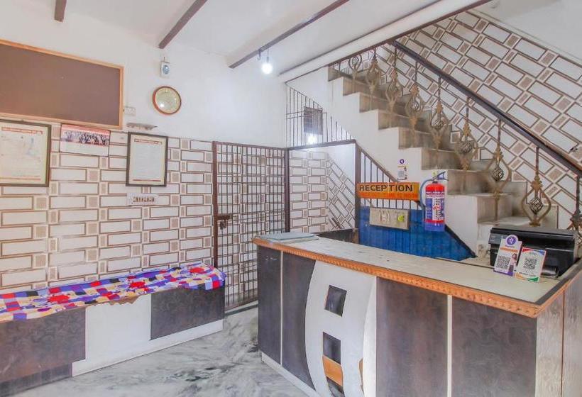 בית מלון כפרי Spot On Agr489  Relax