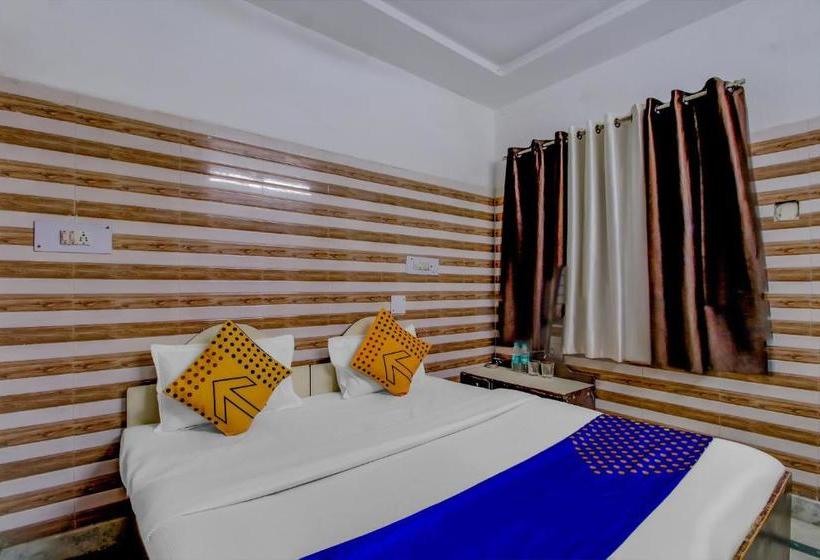 בית מלון כפרי Spot On Agr489  Relax