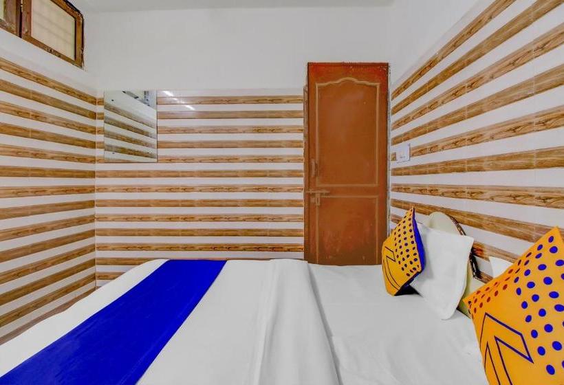 בית מלון כפרי Spot On Agr489  Relax