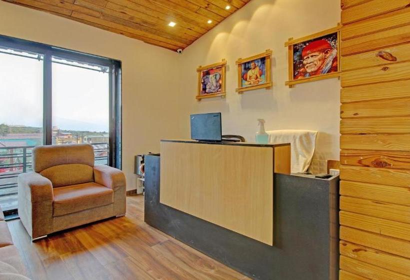 فندق Green Woods 1 Km From Main Market