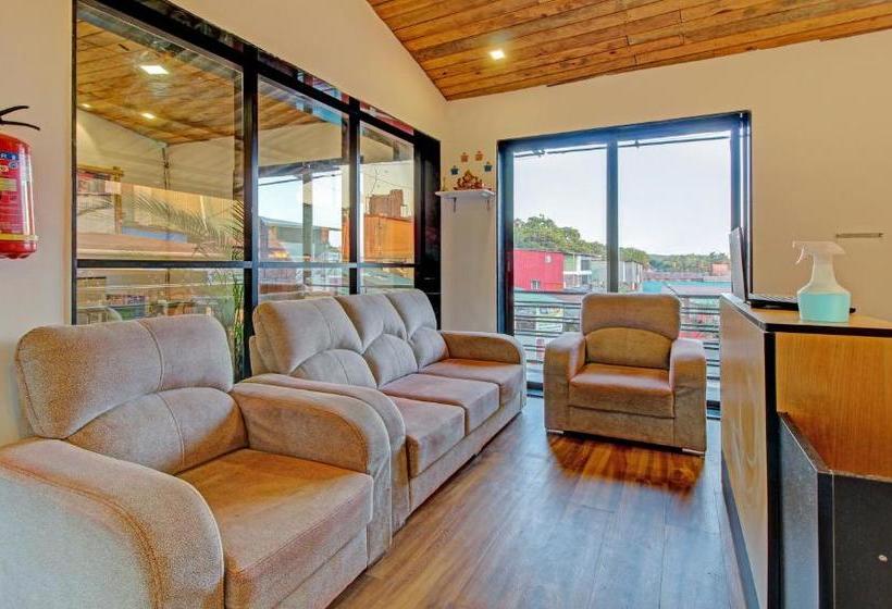 فندق Green Woods 1 Km From Main Market