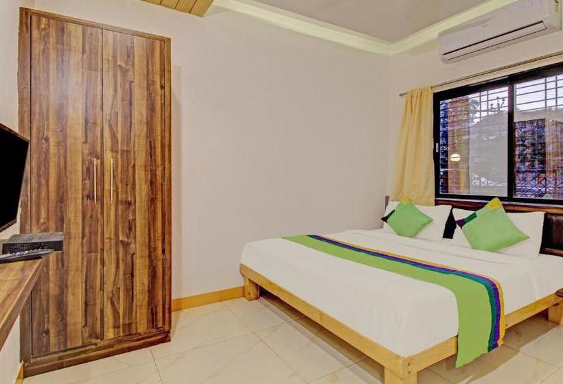 فندق Green Woods 1 Km From Main Market