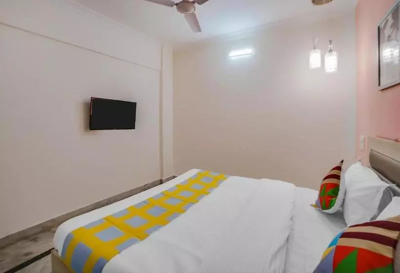 پانسیون Oyo Home 79321 Elegant Stay New Panvel