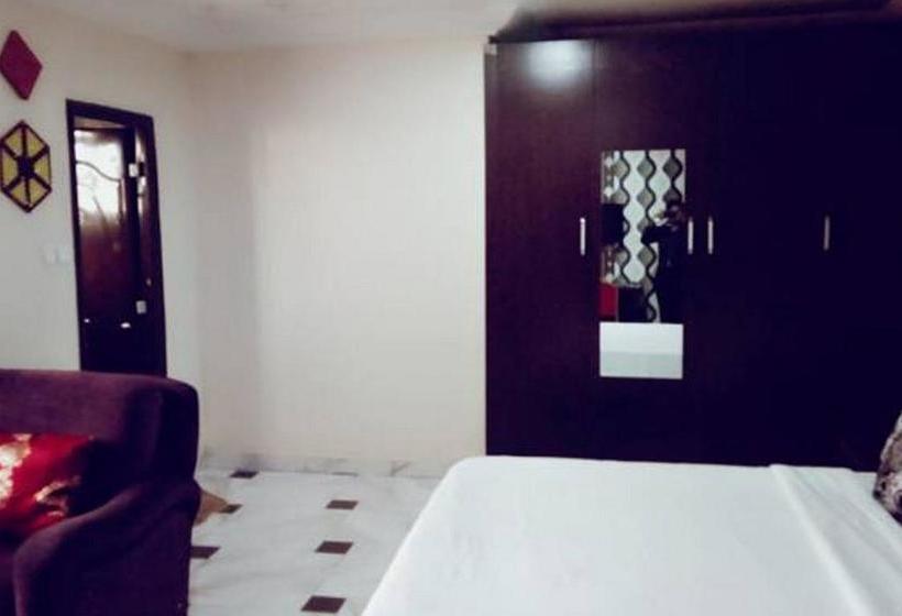 پانسیون Limoh Suitesbenin City