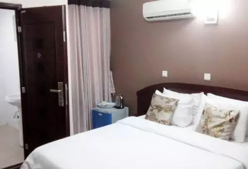 پانسیون Limoh Suitesbenin City