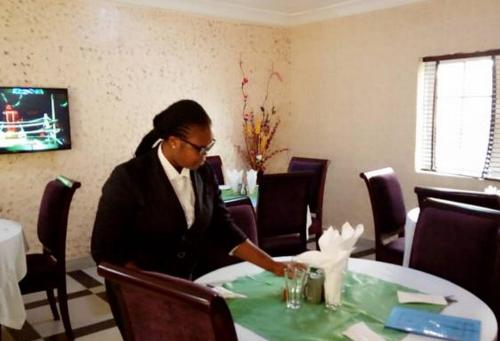 پانسیون Limoh Suitesbenin City