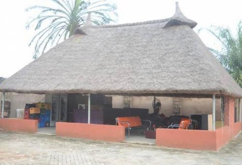 پانسیون Limoh Suitesbenin City