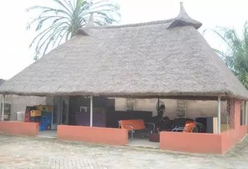پانسیون Limoh Suitesbenin City