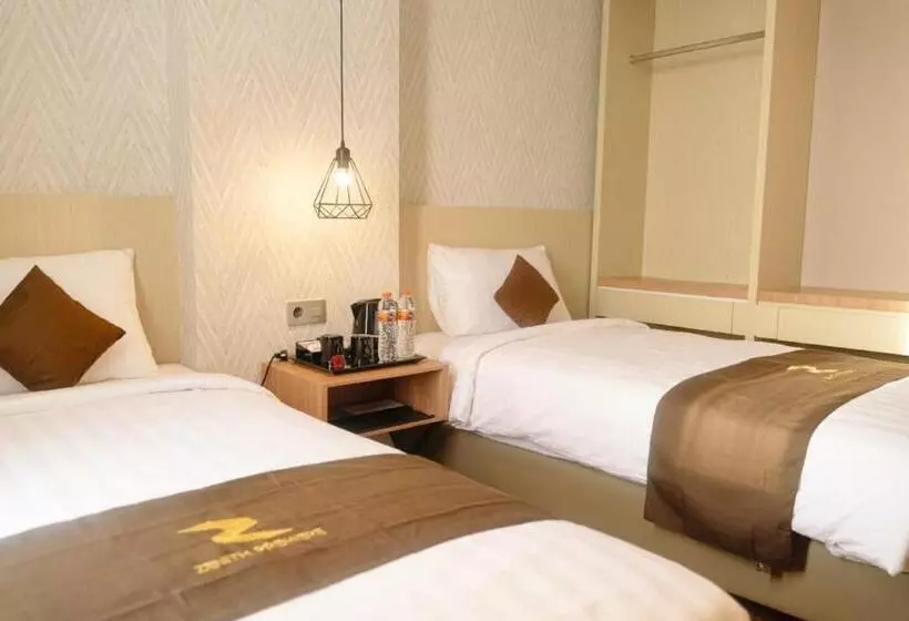 Zenith Premiere Hotel Baubau