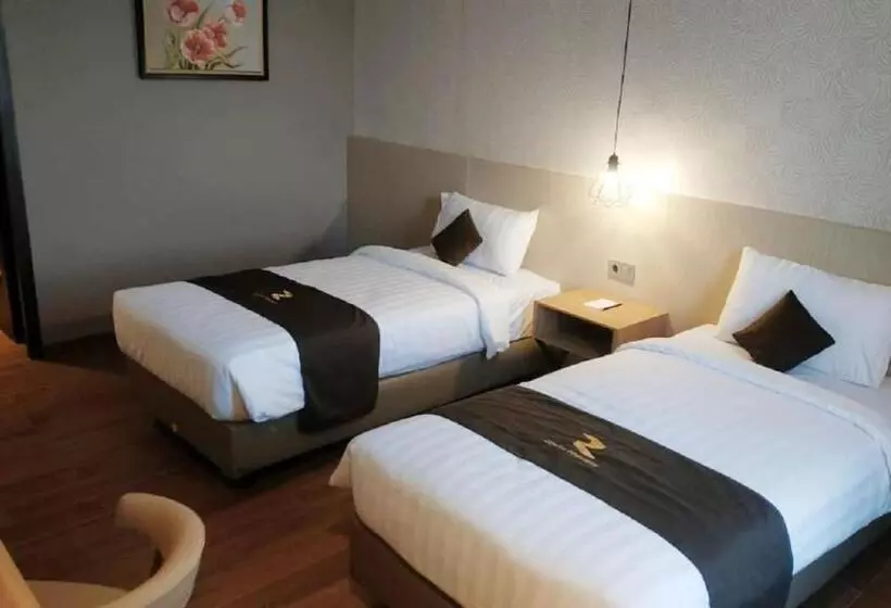 Zenith Premiere Hotel Baubau