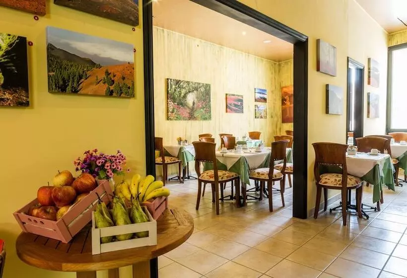 Aparthotel El Galeón