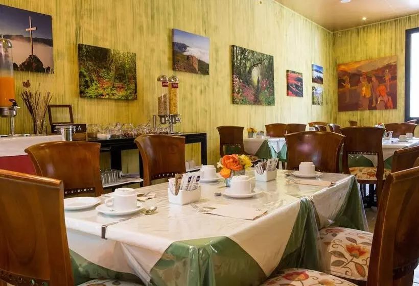 Aparthotel El Galeón