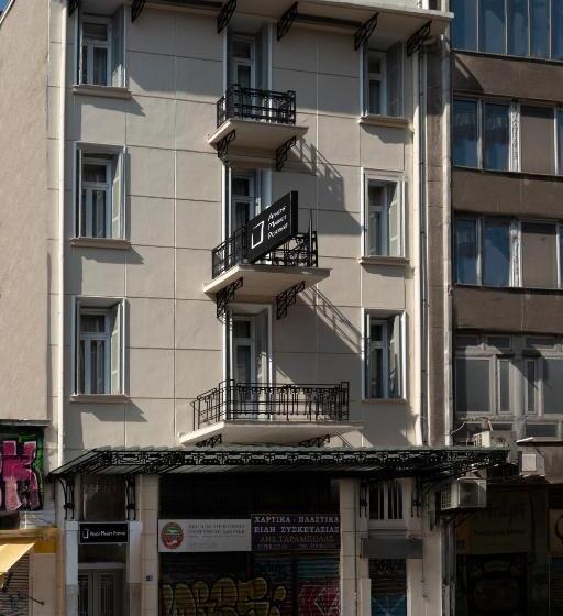 בית מלון כפרי Athens Market Portrait