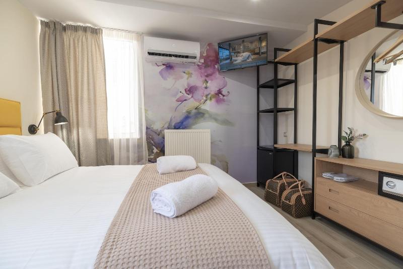 בית מלון כפרי Athens Market Portrait