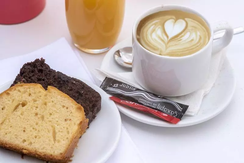 בית מלון כפרי Athens Market Portrait