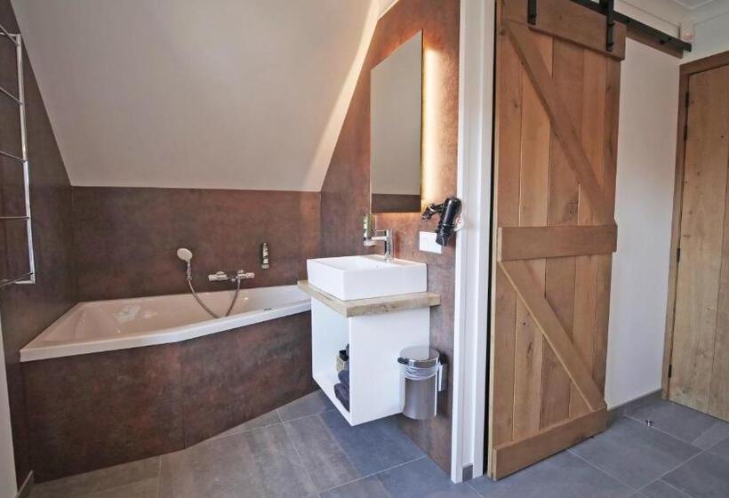 בית מלון כפרי Auberge La Hutte Lurette