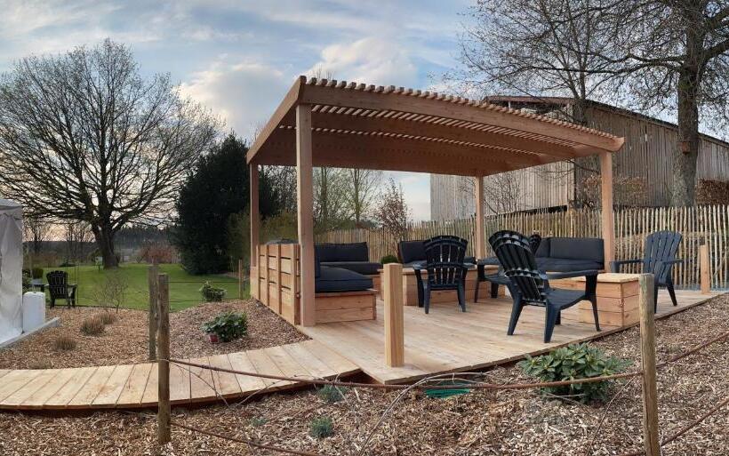 בית מלון כפרי Auberge La Hutte Lurette