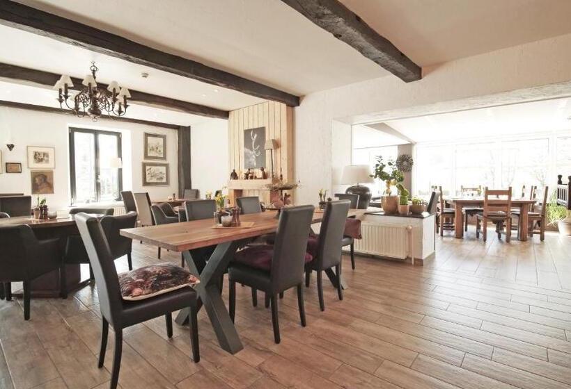 בית מלון כפרי Auberge La Hutte Lurette