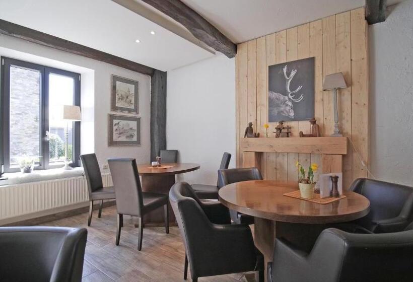 בית מלון כפרי Auberge La Hutte Lurette