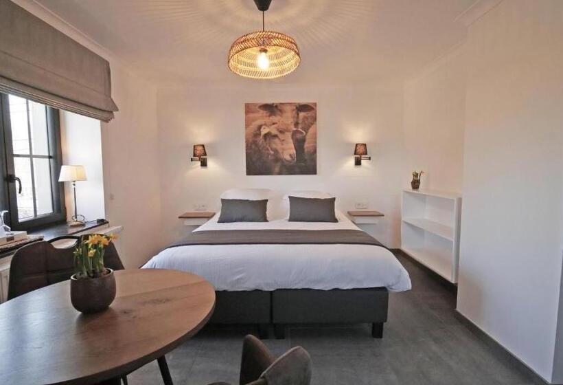 בית מלון כפרי Auberge La Hutte Lurette